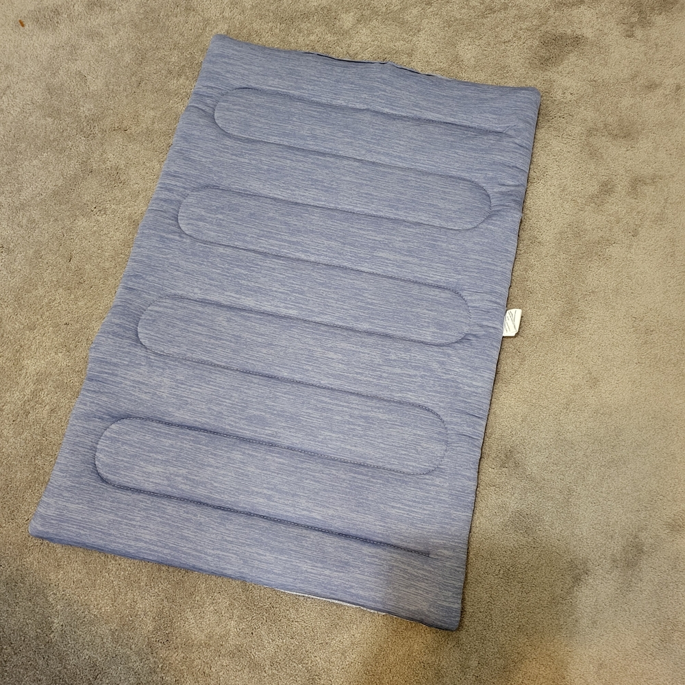 Blue Quilted Cooling Mat For Pet